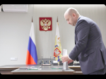 Владимир Путин провёл рабочую встречу с губернатором Самарской области Вячеславом Федорищевым.